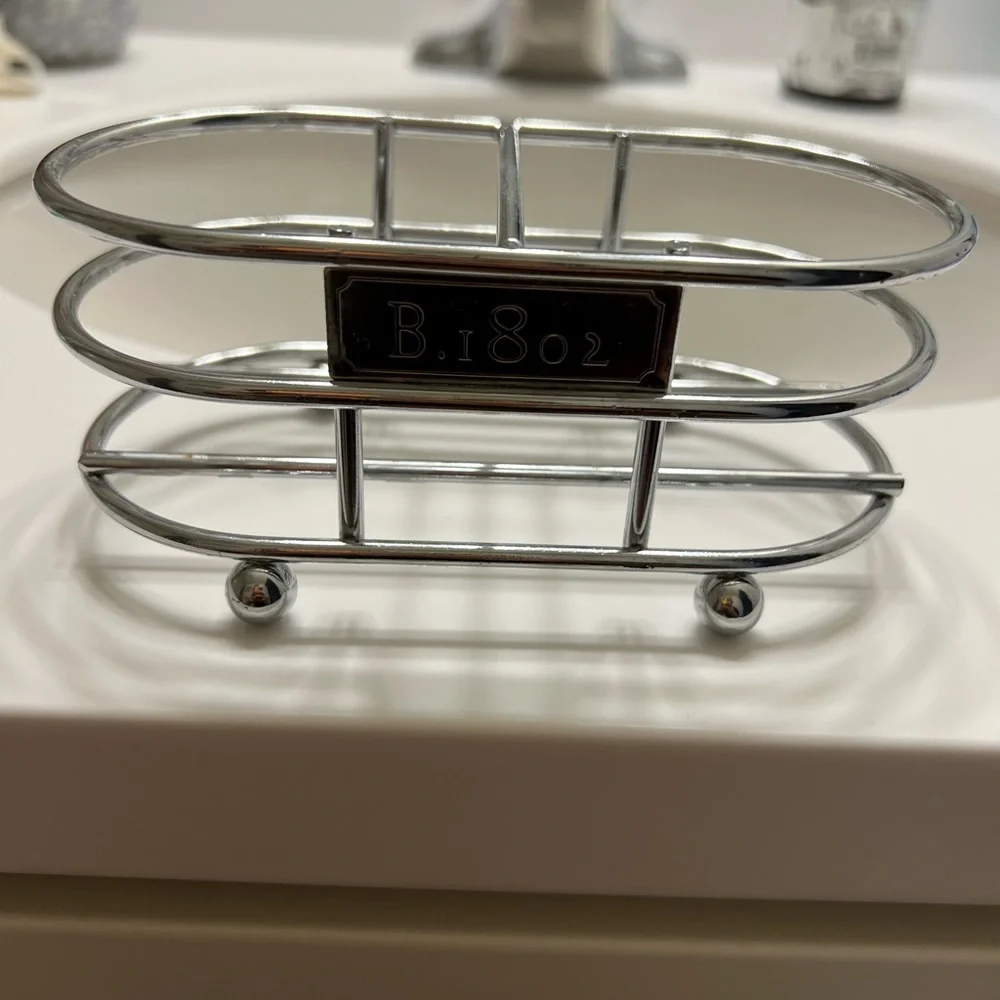 Beekman 1802 double soap lotion holder